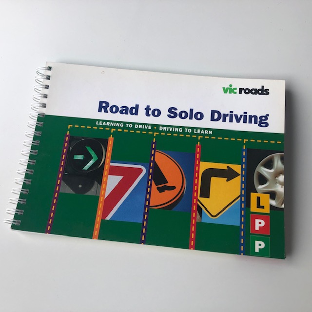 BOOK, Vic Roads - Road to Solo Driving